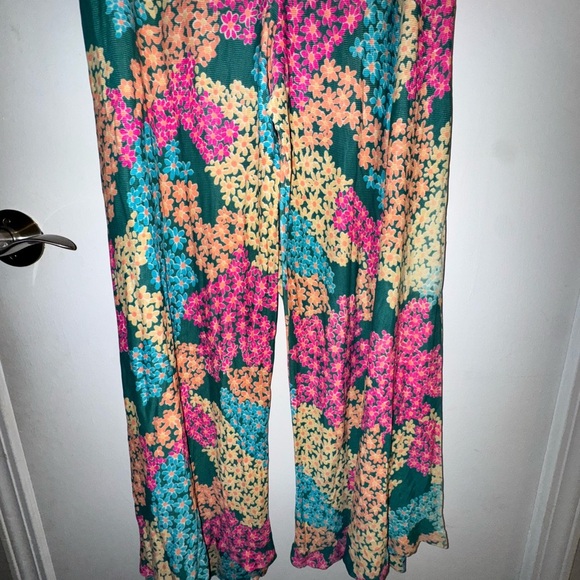 True Vintage Made in USA 1970s Floral Wide-Leg Flare Pants - Picture 7 of 10